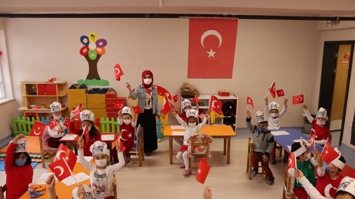 Anasınıfı Öğrencilerimiz 29 Ekim Cumhuriyet Bayramını Coşkuyla Kutladı